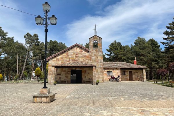 virgen-de-llano-aguilar-de-campoo-aguilardecampooturismo.com-1
